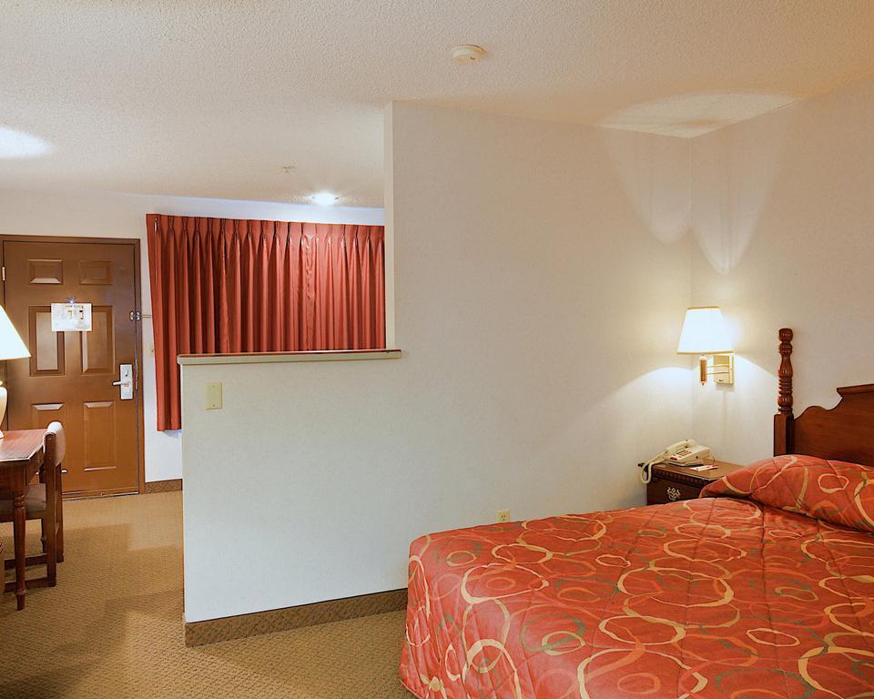 Econo Lodge Southeast Milwaukie/Portland Esterno foto