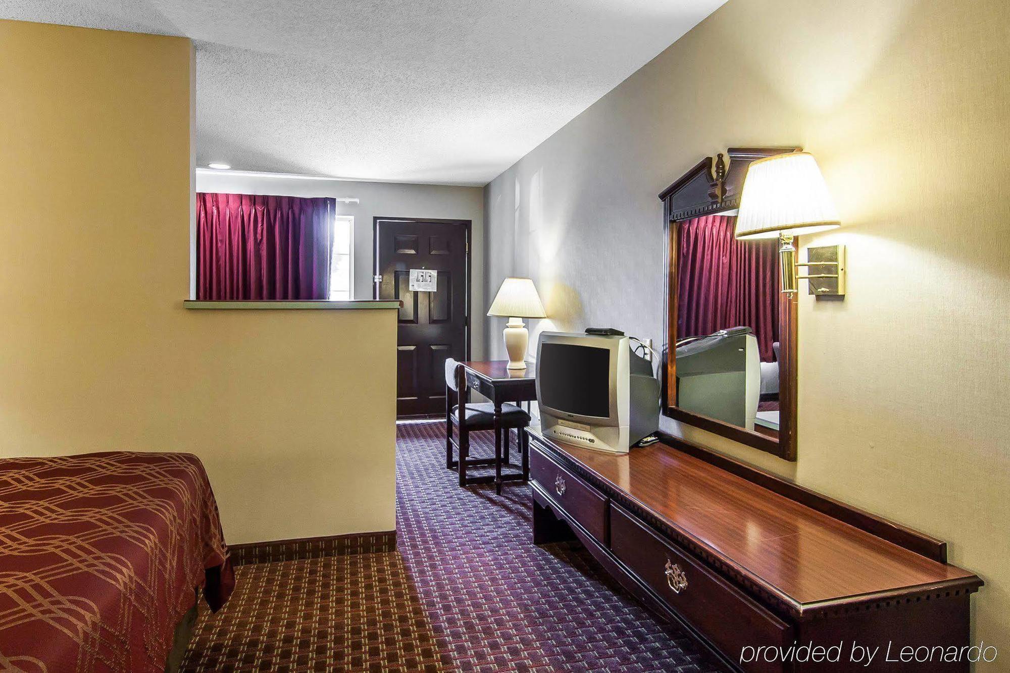 Econo Lodge Southeast Milwaukie/Portland Esterno foto